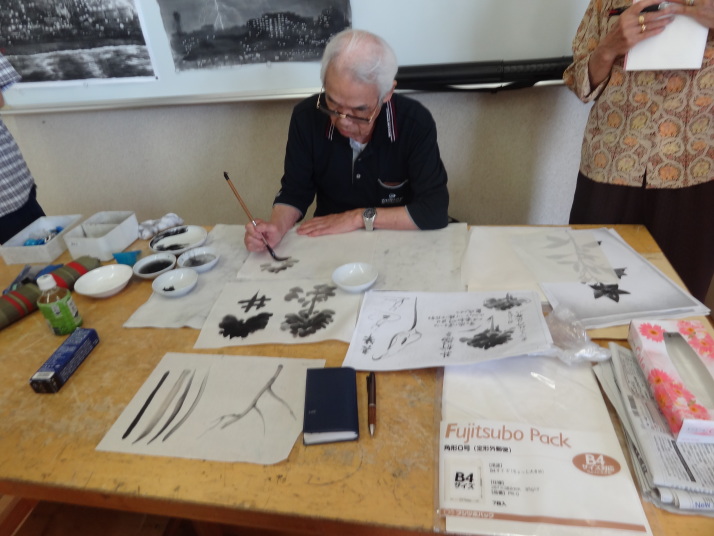 花を描く（回し描き）