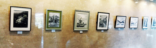 ギャラリー１１（左奥）正面